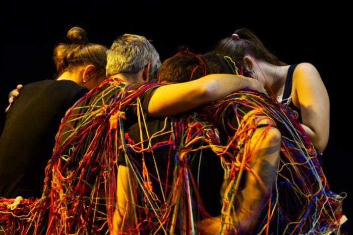 "La crisálida que tejimos demuestra que la transformación individual se vive colectivamente." 8