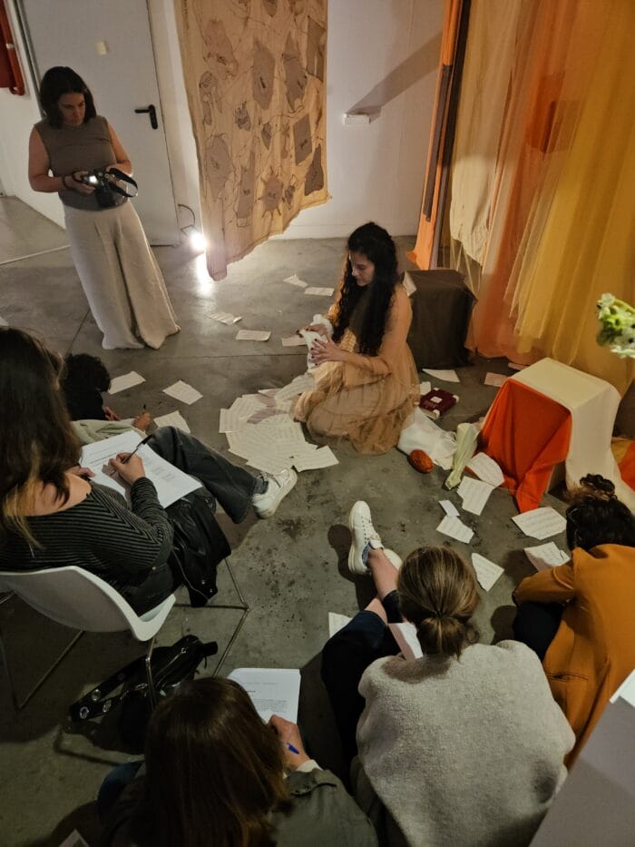 'Casi una casa' performance de Iria Fariñas 3